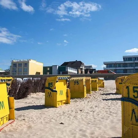 Ferienwohnung-2-strandnah-und-mit-strandkorb-im-haus-seeluft-in-duhnen *