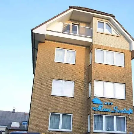 Ferienwohnung-2-strandnah-und-mit-strandkorb-im-haus-seeluft-in-duhnen Appartement *